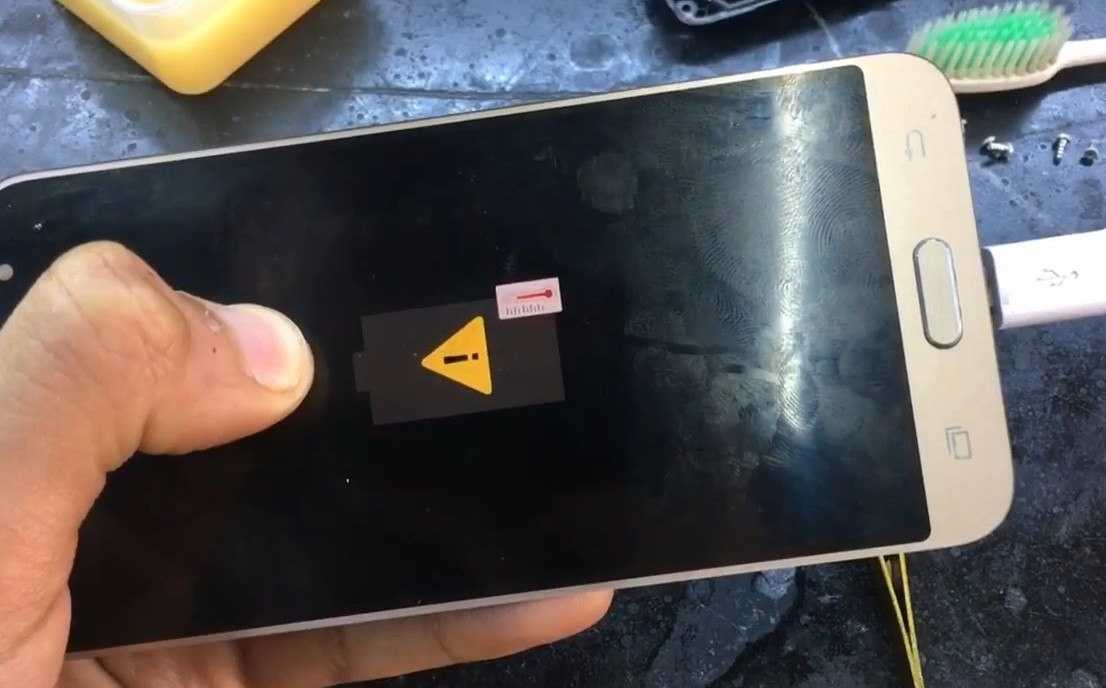 Почему power bank не заряжает аккумулятор телефона?